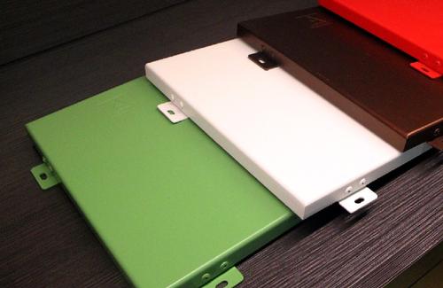 鋁單板廠家告訴大伙鋁單板的運(yùn)輸費(fèi)用如何計(jì)算